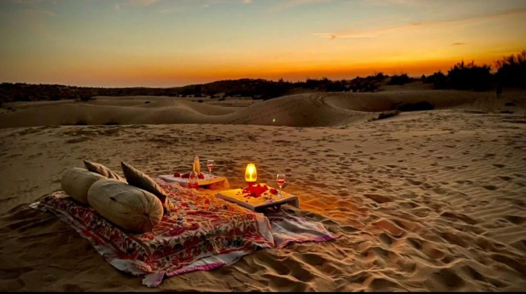 מלון ג'איסלמר Sam Dunes Desert Safari Camp מראה חיצוני תמונה